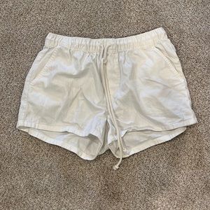 White Aerie shorts size xs